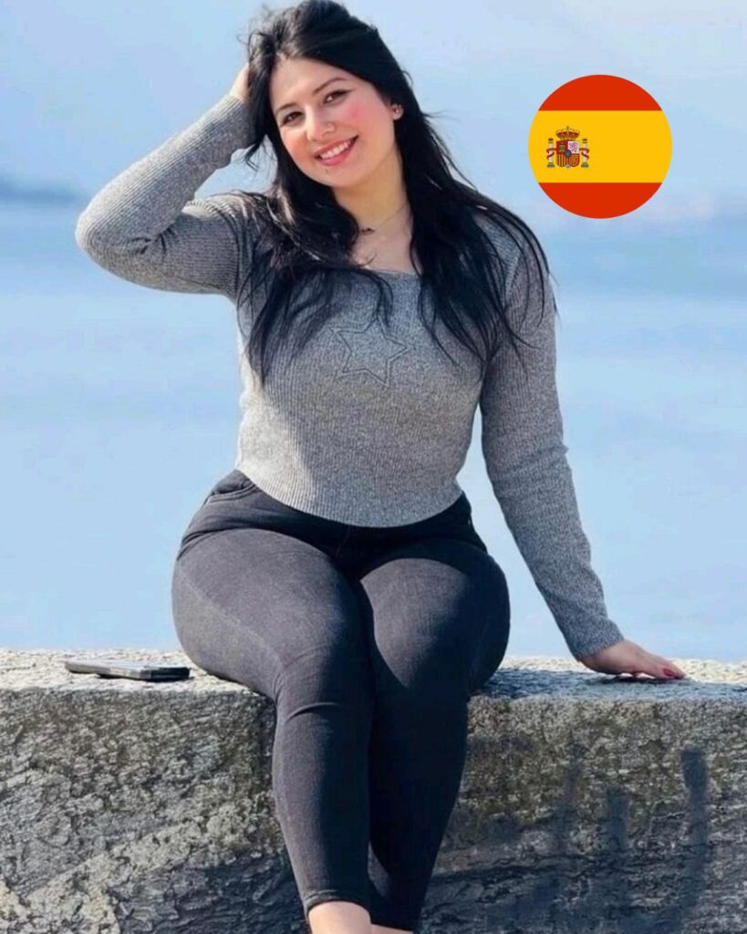 بنات اسبانيا برشلونة